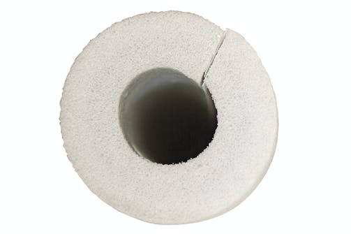 Rörisolering med skum Isolera rör med skum